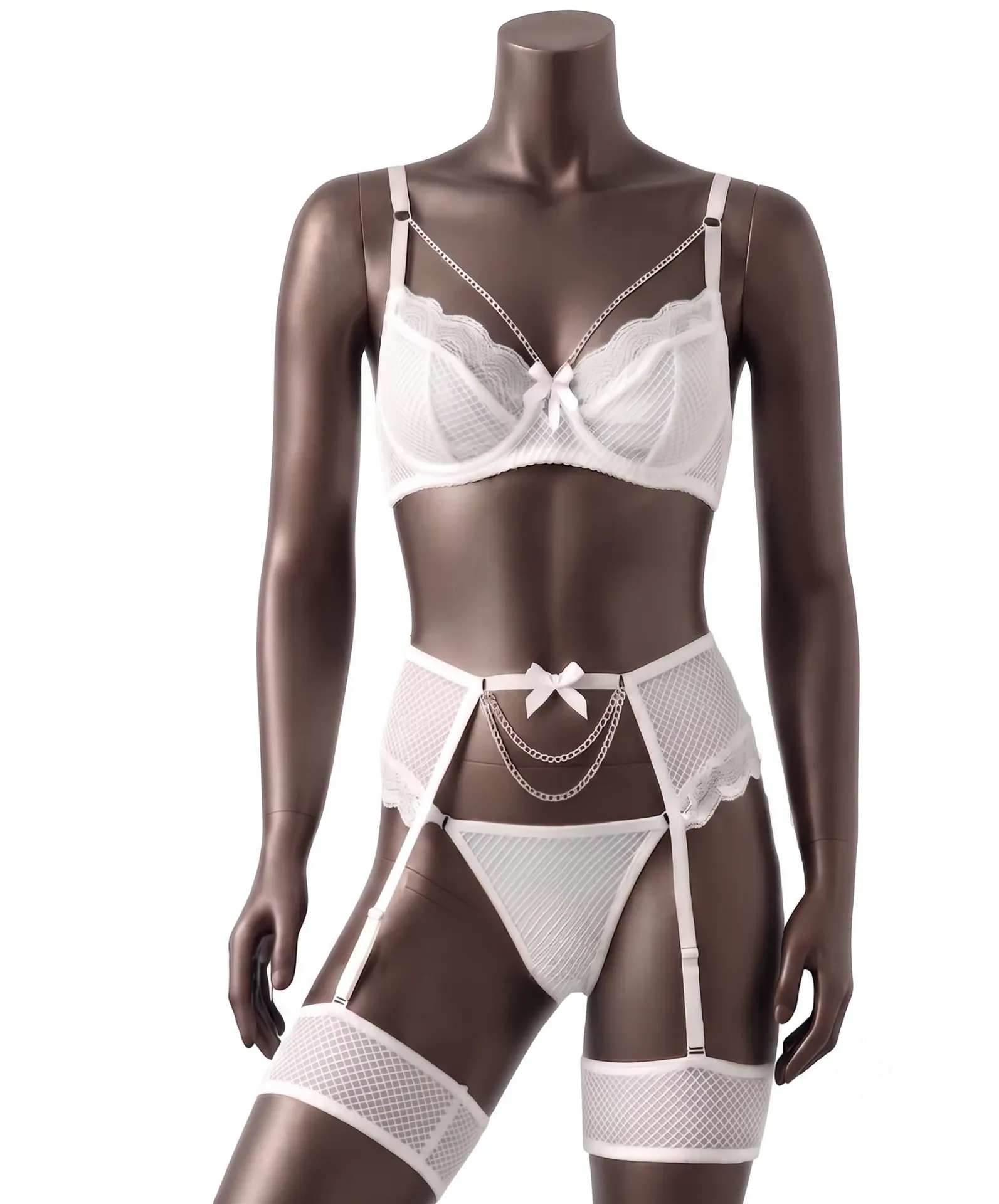 Ensemble Soutien-Gorge, String et Porte-Jarretelles Style Bijou 4 Piéces 
